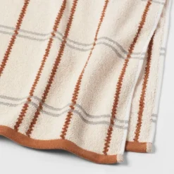 Modern Plaid Towel - Threshold™ -Decoration Serie Store GUEST 135d8423 ff0b 411a 9f91 ae573c348641