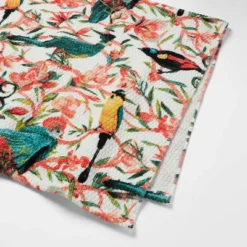Floral Bird Bath Towel - Opalhouse -Decoration Serie Store GUEST 5e2b6a68 861f 4f22 b44a 0f04b4b2f42e