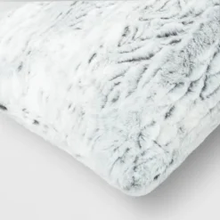 Tipped Snow Leopard Faux Fur Square Throw Pillow - Threshold™ -Decoration Serie Store GUEST 668d17e8 01a5 40e8 86ab 0b7c616c19dd