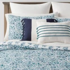 12pc Reversible Paisley Print Comforter & Sheets Set Blue/Dark Teal Blue - Threshold™ -Decoration Serie Store GUEST e3f1ec9a 3b66 4053 b0fe 00d8eb4ecda8